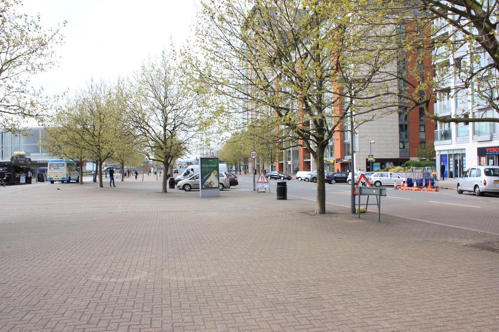 Royal Victoria Docks Apartment Лондон Екстериор снимка