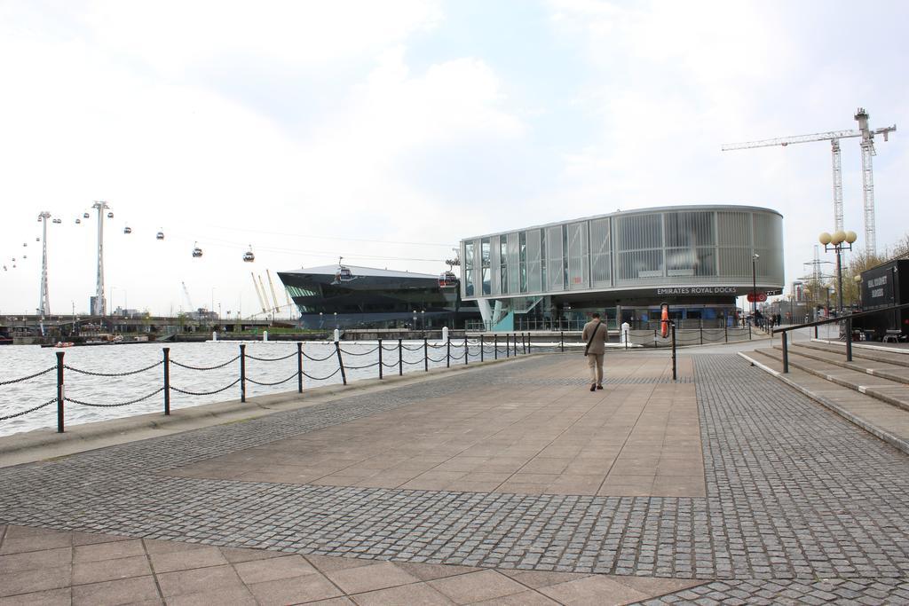 Royal Victoria Docks Apartment Лондон Екстериор снимка