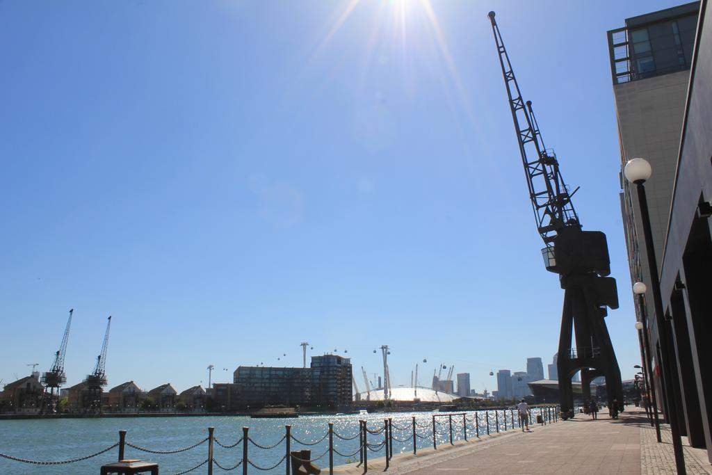 Royal Victoria Docks Apartment Лондон Екстериор снимка
